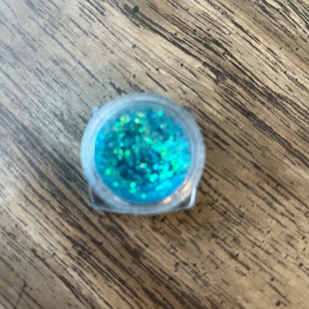 Shimmering Blue Glitter Makeup
